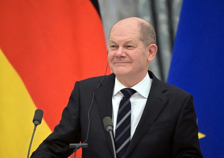 &copy; Reuters. German Chancellor Olaf Scholz attends a joint news conference with Russian President Vladimir Putin in Moscow, Russia February 15, 2022. Sputnik/Sergey Guneev/Pool via REUTERS ATTENTION EDITORS - THIS IMAGE WAS PROVIDED BY A THIRD PARTY.