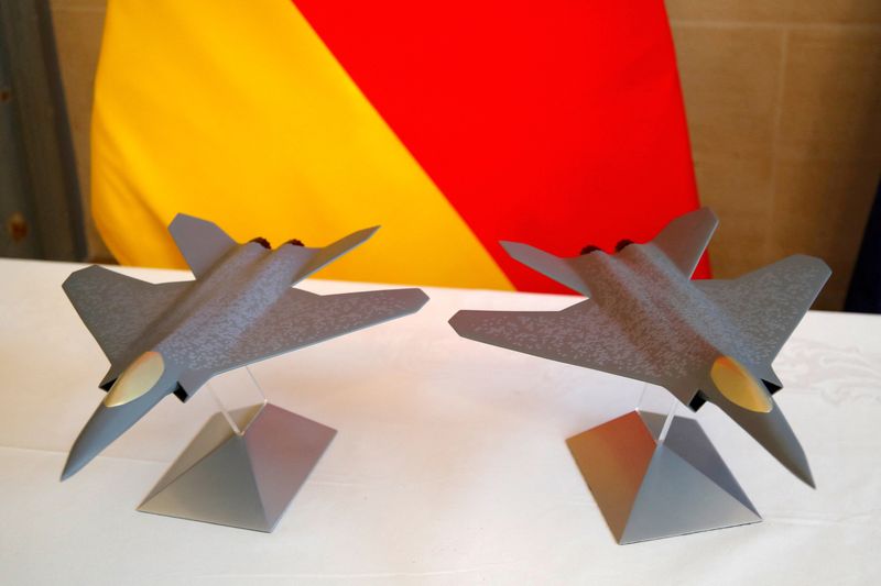 &copy; Reuters. FILE PHOTO: Scale models of the Franco-German-Spanish Future Combat Air System (FCAS), Europe's next-generation fighter jet, are seen in Paris, France, February 20, 2020. REUTERS/Charles Platiau/File Photo