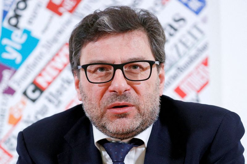 &copy; Reuters. Il ministro dello Sviluppo Economico, Giancarlo Giorgetti, al Senato a Roma. REUTERS/Guglielmo Mangiapane