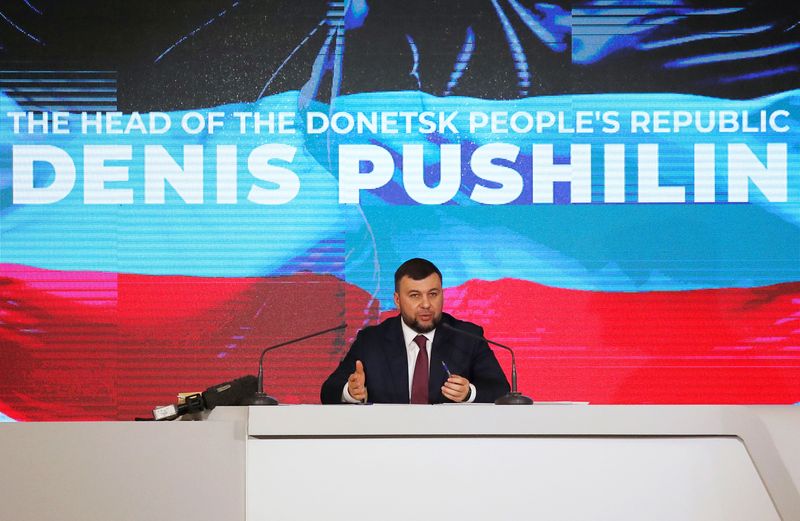 &copy; Reuters. دينيس بوشيلين، رئيس ما تسمى بجمهورية دونيتسك الشعبية يتحدث في دونيتسك يوم 11 فبراير شباط 2022. تصوير: الكسندر ايموتشينكو - رويترز. 