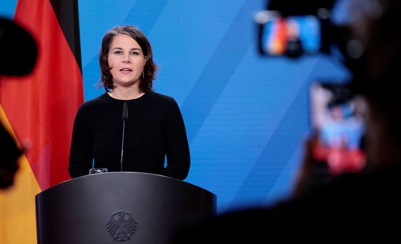 &copy; Reuters. German Foreign Minister Annalena Baerbock addresses the media prior to a meeting with her Austrian counterpart Alexander Schallenberg at the Foreign Ministry in Berlin, Germany, February 16, 2022. Hannibal Hanschke/Pool via REUTERS