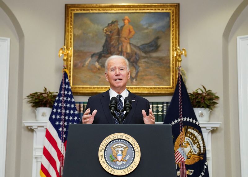 &copy; Reuters. U.S. President Joe Biden delivers remarks on his administration's efforts to pursue deterrence and diplomacy in response to Russia’s military buildup on the border of Ukraine, from the White House in Washington, U.S., February 18, 2022.  REUTERS/Kevin L