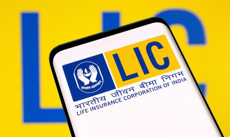 &copy; Reuters. FILE PHOTO: LIC (Life Insurance Corporation of India) logo is seen displayed in this illustration taken, February 15, 2022. REUTERS/Dado Ruvic