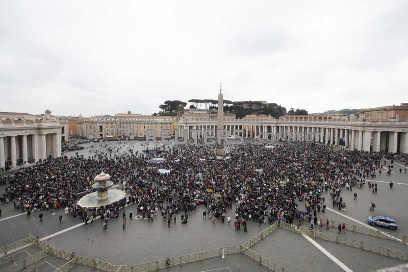 &copy; Reuters. Vista da Praça São Pedro no Vaticano
Vatican Media/Catholic Press Photo 