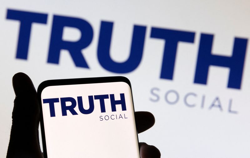 © Reuters. The Truth social network logo is seen displayed in this picture illustration taken February 21, 2022. REUTERS/Dado Ruvic/Illustration