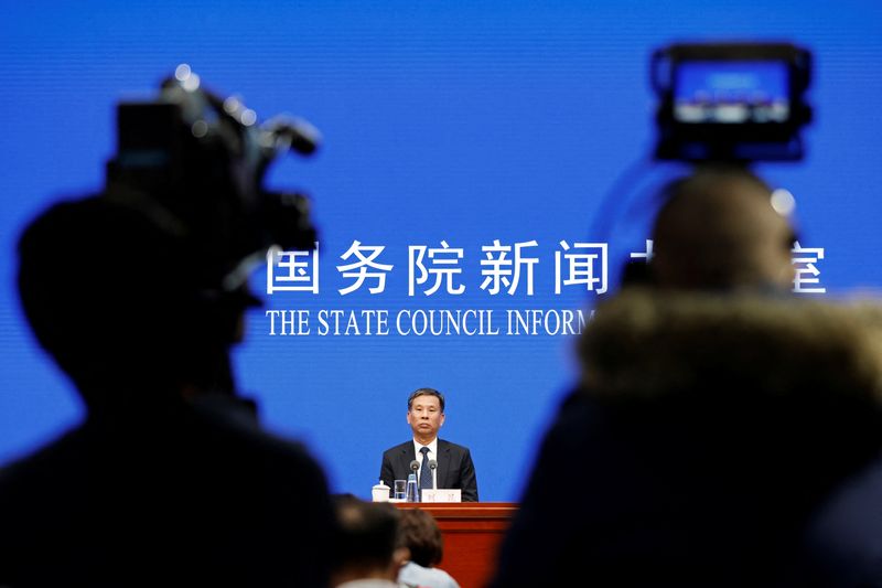 &copy; Reuters. Ministro das Finanças da China, Liu Kun
22/02/2022. REUTERS/Carlos Garcia Rawlins