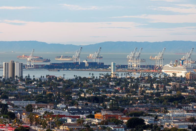 &copy; Reuters. FILE PHOTO - Ships are shown offshore at the port of Long Beach as supply chain problem continue from Long Beach, California, U.S. November 22, 2021. REUTERS/Mike Blake