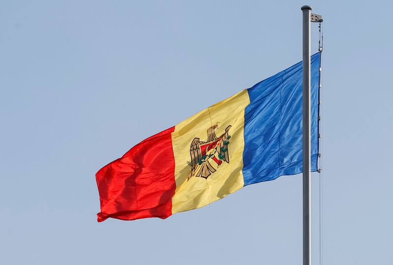 &copy; Reuters. A Moldova's national flag is seen in central Chisinau, Moldova, October 9, 2016. REUTERS/Gleb Garanich