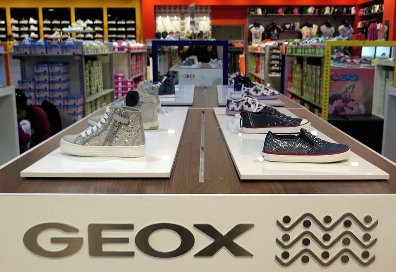 &copy; Reuters. Diverse scarpe Geox in mostra a Roma.   REUTERS/Max Rossi