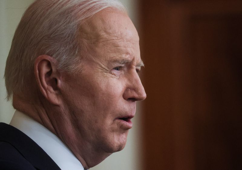 &copy; Reuters. U.S. President Joe Biden delivers remarks on Russia's attack on Ukraine, in the East Room of the White House in Washington, U.S., February 24, 2022.  REUTERS/Leah Millis