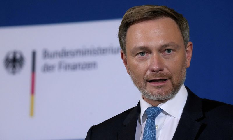 &copy; Reuters. FILE PHOTO: German Finance Minister Christian Lindner addresses the media during a news conference after a meeting of the stability council in Berlin, Germany, December 10, 2021. Michael Sohn/Pool via REUTERS