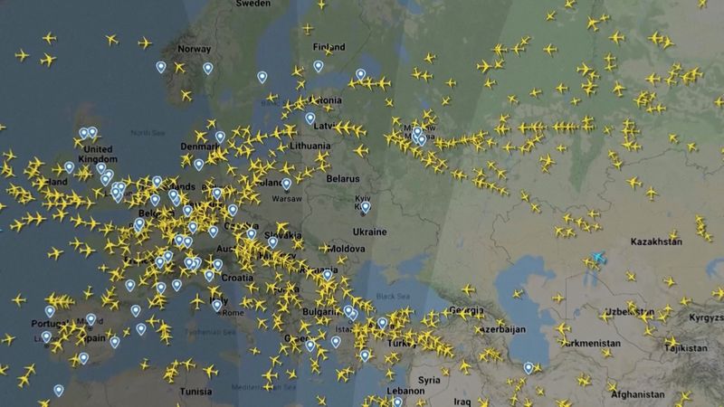 © Reuters. Flight tracking website FlightRadar24 shows aircraft diverting around Ukraine, February 24, 2022.   via Reuters TV