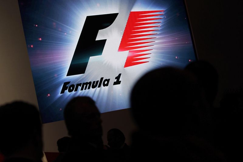 © Reuters. علامة بطولة العالم لسباقات فورمولا 1 للسيارات - صورة من أرشيف رويترز

