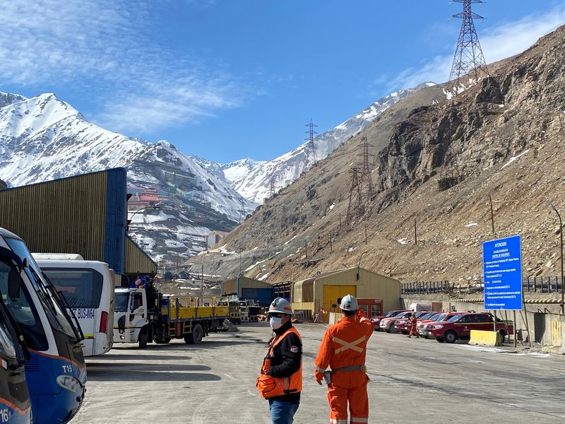 &copy; Reuters. FILE PHOTO: The Codelco El Teniente copper mine, the world's largest underground copper mine is shown near Rancagua, Chile August 13, 2020. Picture taken August 13, 2020. REUTERS/Fabian Cambero/File Photo/File Photo