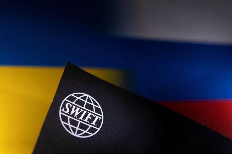 &copy; Reuters.   ２月２６日、    欧州連合（ＥＵ）と米国などはウクライナに侵攻したロシアをＳＷＩＦＴ（国際銀行間通信協会）から排除することなど、対ロ追加制裁を発表した。写真はSWIFTのイメージ