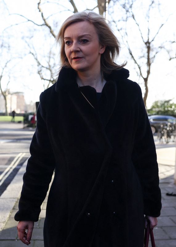 &copy; Reuters. وزيرة الخارجية البريطانية ليز تراس في لندن يوم 23 فبراير شباط 2022. تصوير: توم نيكولسون - رويترز. 