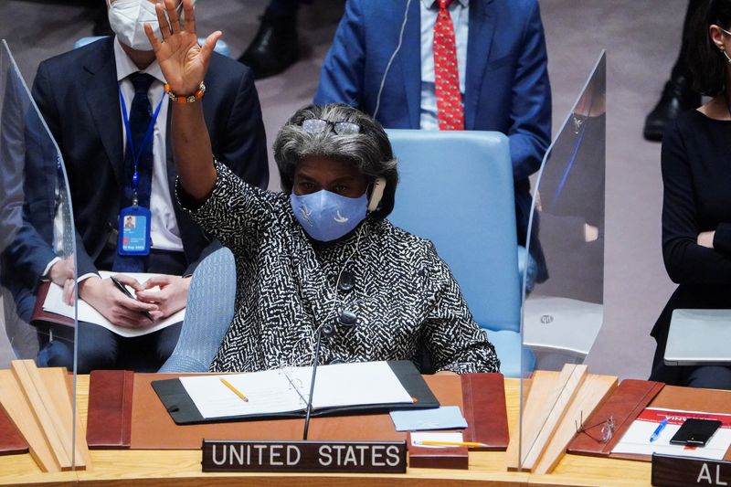 &copy; Reuters. السفيرة الأمريكية لدى الأمم المتحدة ليندا توماس جرينفيلد في نيويورك يوم 25 فبراير شباط 2022. تصوير: كارلو اليجري - رويترز. 