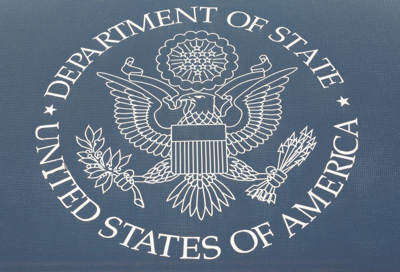 © Reuters. FILE PHOTO: The seal of the United States Department of State is shown in Washington, U.S., January 26, 2017. REUTERS/Joshua Roberts