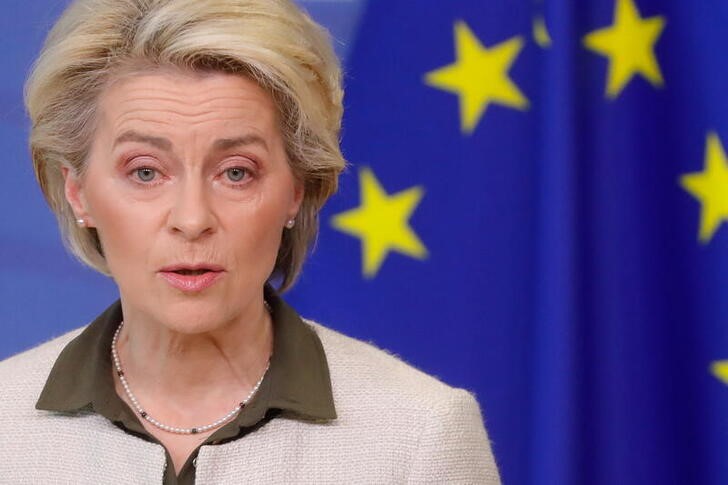 &copy; Reuters. European Commission President Ursula von der Leyen speaks during a news conference with High Representative of the European Union for Foreign Affairs and Security Policy Josep Borrell, after Russia launched a massive military operation against Ukraine, in
