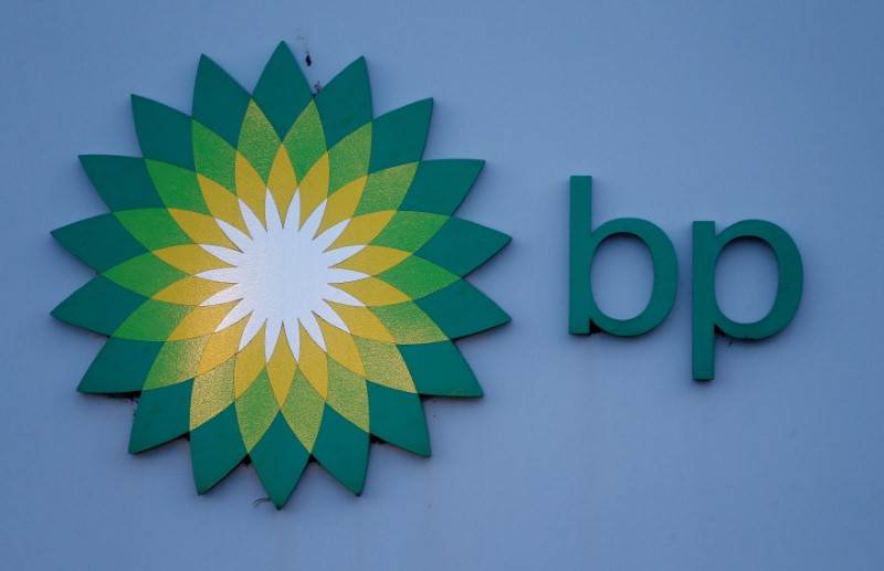 &copy; Reuters. FOTO DE ARCHIVO: Logo de BP en la sede de la compañía en Aberdeen, Escocia. 15 de enero, 2015. REUTERS/Russell Cheyne/Archivo