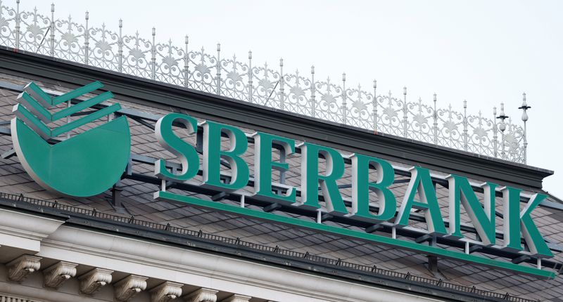 &copy; Reuters. FILE PHOTO: The logo of the Russian Sberbank Europe AG bank is seen on their headquarters in Vienna, Austria, February 28, 2022.  REUTERS/Leonhard Foeger