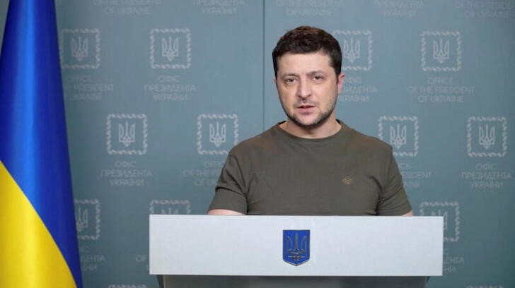 &copy; Reuters. Ukrainian President Volodymyr Zelenskiy makes a statement in Kyiv, in Ukraine, March 2, 2022, in this still image taken from a handout video. Ukrainian Presidential Press Service/Handout via REUTERS THIS IMAGE HAS BEEN SUPPLIED BY A THIRD PARTY