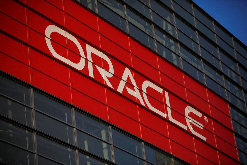 &copy; Reuters. FILE PHOTO: Oracle signage is seen outside Mocsone Center during Oracle OpenWorld 2012 in San Francisco, California October 1, 2012. REUTERS/Stephen Lam/