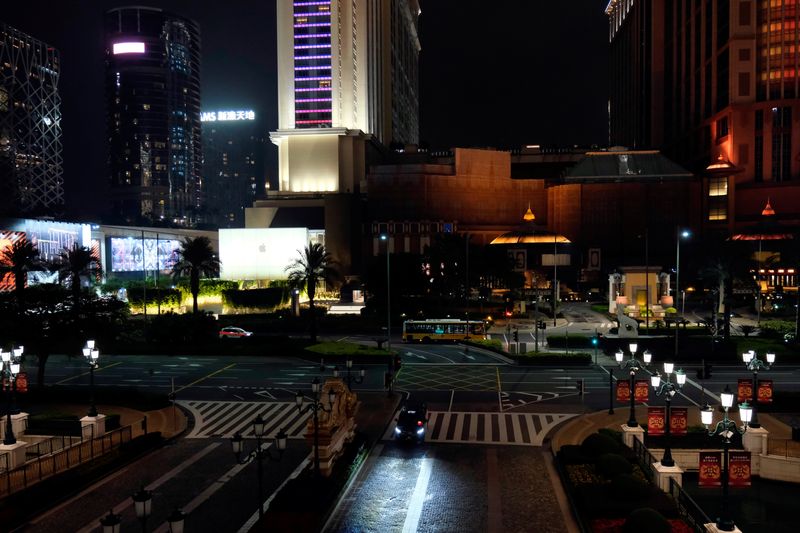 &copy; Reuters. FILE PHOTO: A general view shows casinos and hotels following the coronavirus outbreak in Macau, China February 5, 2020. REUTERS