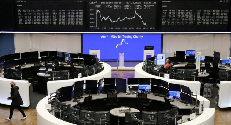 &copy; Reuters. FILE PHOTO: The German share price index DAX graph is pictured at the stock exchange in Frankfurt, Germany, March 3, 2022.    REUTERS/Staff/File Photo