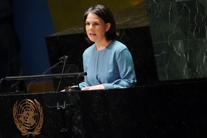 &copy; Reuters. Ministra das Relações Exteriores da Alemanha, Annalena Baerbock, discursa na Assembleia-Geral da Organização das Nações Unidas em Nova York
01/03/2022 REUTERS/Carlo Allegri