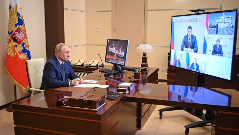 &copy; Reuters. Presidente russo, Vladimir Putin, participa de reunião por vídeo em Moscou
04/03/2022
Sputnik/Alexey Nikolsky/Kremlin via REUTERS