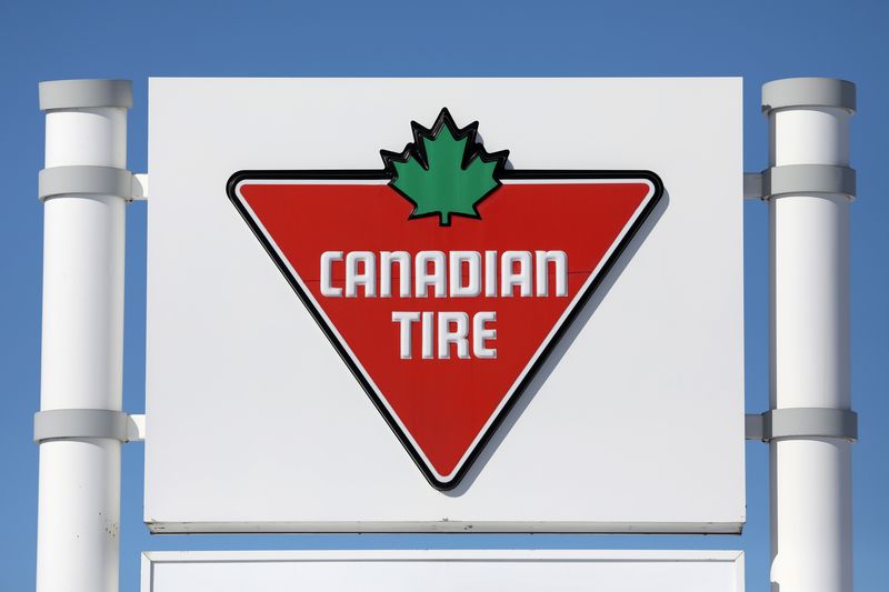 &copy; Reuters. The Canadian Tire logo is seen in Ottawa, Ontario, Canada, February 14, 2019. REUTERS/Chris Wattie