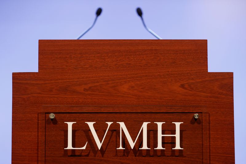 &copy; Reuters. A LVMH luxury group logo is seen prior to the announcement of their 2019 results in Paris, France, January 28, 2020. REUTERS/Christian Hartmann