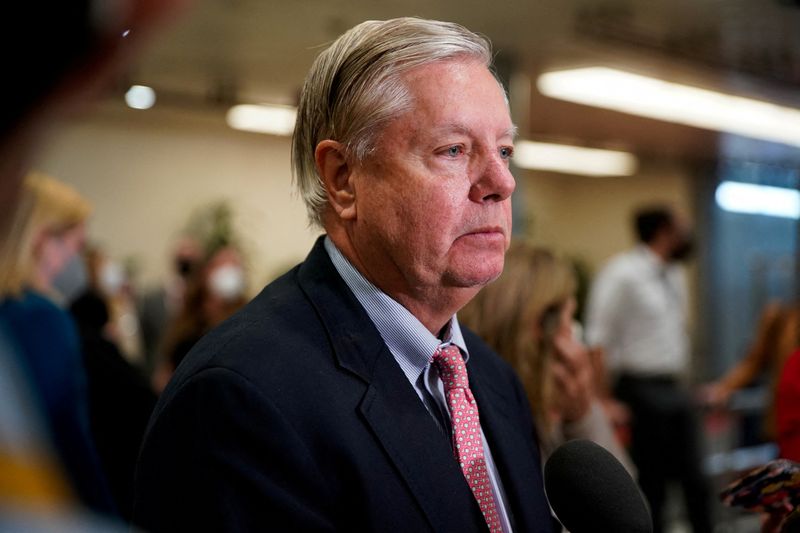 &copy; Reuters. FILE PHOTO: U.S. Senator Lindsey Graham (R-SC) speaks to reporters after a U.S. Senate classified briefing on the ongoing tensions between Russia and Ukraine, on Capitol Hill in Washington, U.S., February 3, 2022. REUTERS/Elizabeth Frantz/File Photo