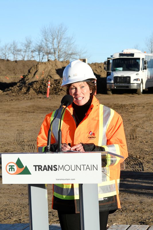 &copy; Reuters. Hon. Sonya Savage, Minister of Energy, Government of Alberta, speaks at the expansion of the Canadian government-owned Trans Mountain oil pipeline advanced to a new construction stage, in Acheson, Alberta, Canada December 3, 2019. REUTERS/Candace Elliott/