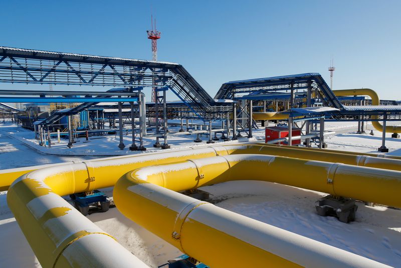 &copy; Reuters. Gas pipelines are pictured at the Atamanskaya compressor station, facility of Gazprom's Power Of Siberia project outside the far eastern town of Svobodny, in Amur region, Russia November 29, 2019.  REUTERS/Maxim Shemetov.