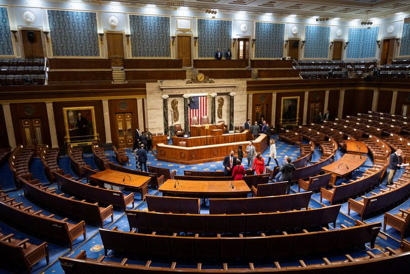 &copy; Reuters. FILE PHOTO: The U.S. House of Representatives ahead of President Joe Biden's first State of the Union Address in the U.S. Capitol in Washington, DC, U.S, March 1, 2022.  Jim Lo Scalzo/Pool via REUTERS/File Photo