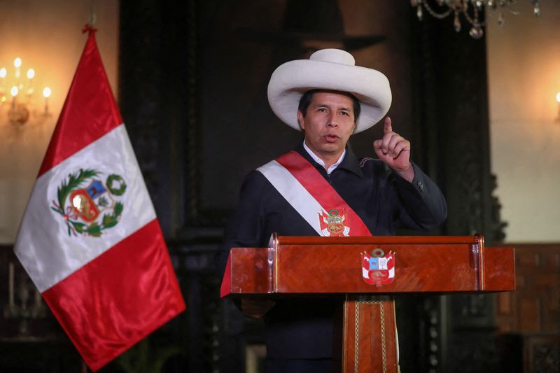 &copy; Reuters. Presidente do Peru, Pedro Castillo, faz pronunciamento em Lima
04/02/2022 
Presidência do Peru/Divulgação via REUTERS