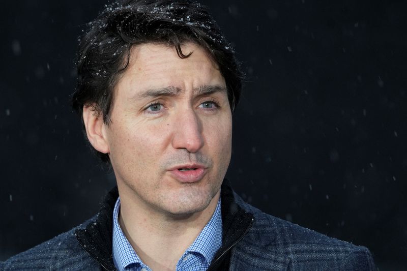 &copy; Reuters. FILE PHOTO: Canadian Prime Minister Justin Trudeau attends a news conference, amid Russia's invasion of Ukraine, in Adazi, Latvia, March 8, 2022. REUTERS/Ints Kalnins