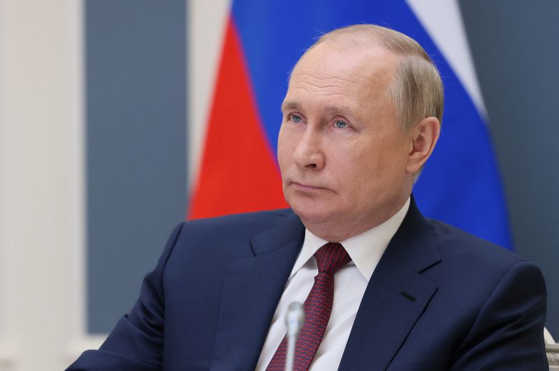 Putin says he's willing to discuss resuming Ukrainian grain shipments