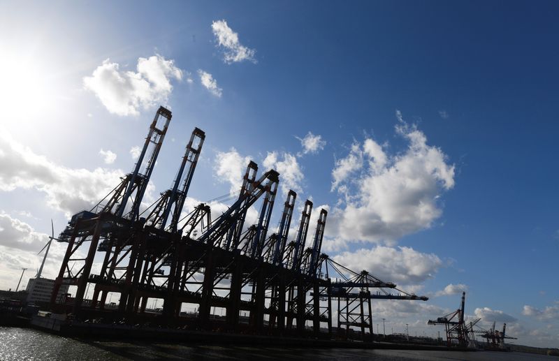 &copy; Reuters. FILE PHOTO: General view at the container terminal Eurokai in the port in Hamburg, Germany March 11, 2020. REUTERS/Fabian Bimmer