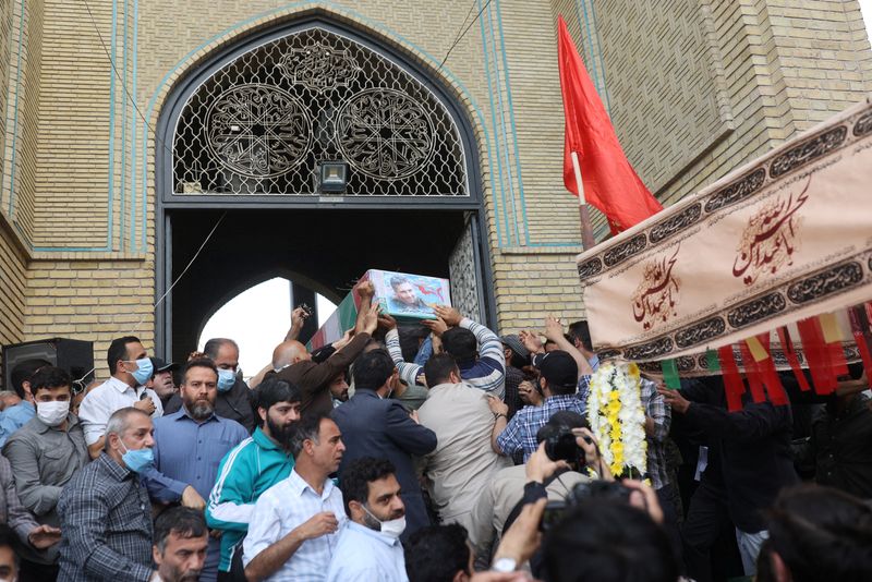&copy; Reuters. جنازة حسن صياد خدايي في طهران يوم 24 مايو أيار 2022. صورة لرويترز من وكالة أنباء غرب آسيا.