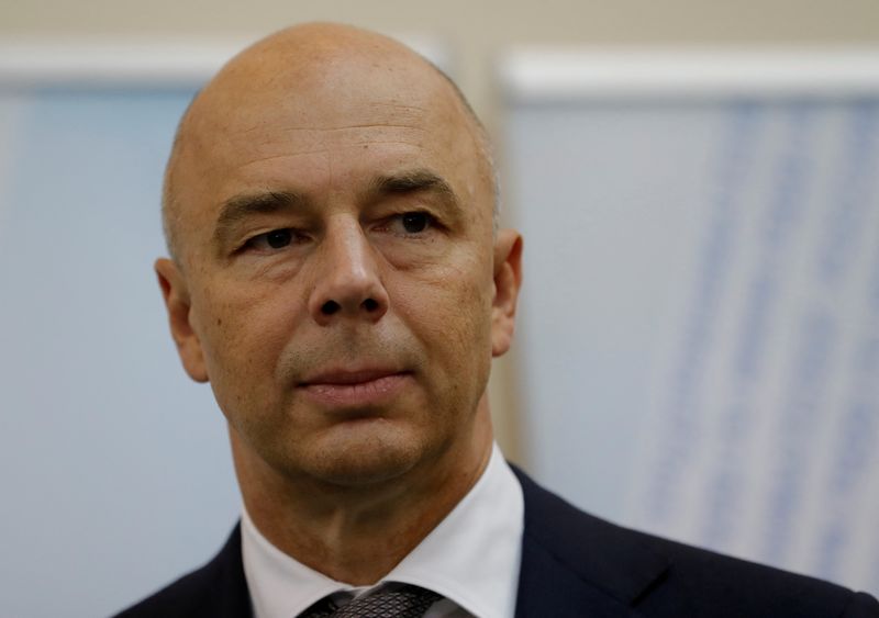 &copy; Reuters. FILE PHOTO: Russian Finance Minister Anton Siluanov speaks to reporters after talks with major Russian firms representatives in Moscow, Russia August 24, 2018. REUTERS/Tatyana Makeyeva/File Photo