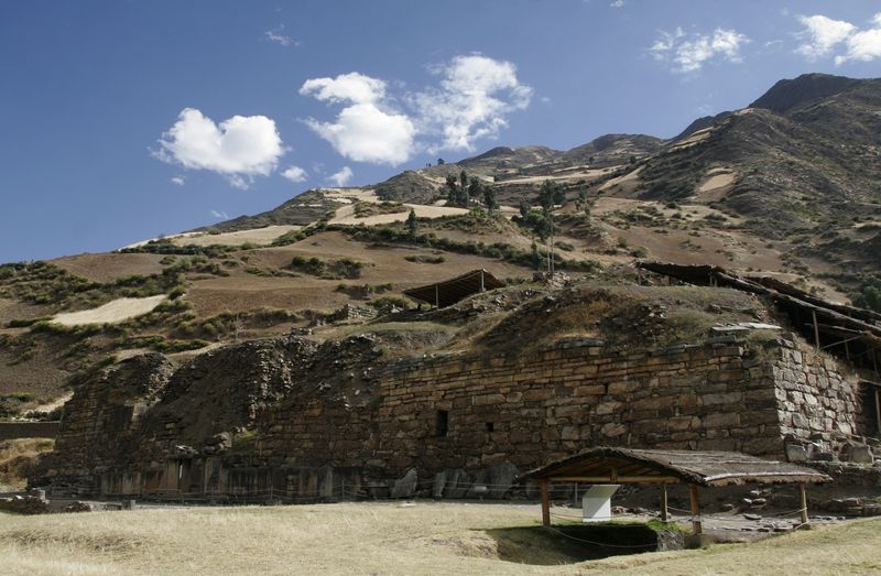 &copy; Reuters. Foto de archivo del sitio arqueológico de Chavin de Huantar, en Perú 
Jul 18, 2008. REUTERS/Enrique Castro-Mendivil 
