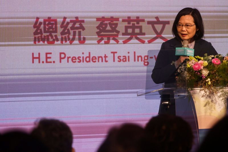 &copy; Reuters. رئيسة تايوان تساي إينج وين تلقي خطابا في تايبه يوم الثامن من مارس آذار 2022. تصوير: آن وانج - رويترز 