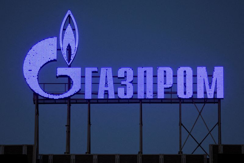 &copy; Reuters. FILE PHOTO: The logo of Gazprom is seen on the facade of a business centre in Saint Petersburg, Russia, March 31, 2022. REUTERS/Reuters photographer/File Photo