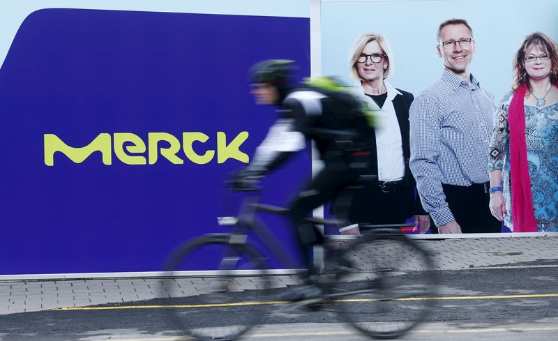 &copy; Reuters. FILE PHOTO: A cyclist drives past a logo of drugs and chemicals group Merck KGaA in Darmstadt, Germany January 28, 2016.  REUTERS/Ralph Orlowski