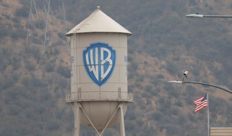 &copy; Reuters. FILE PHOTO: The iconic Warner Bros. Water Tower is pictured at Warner Bros. Studios lot in Burbank, California, U.S., October 7, 2021.  REUTERS/Mario Anzuoni