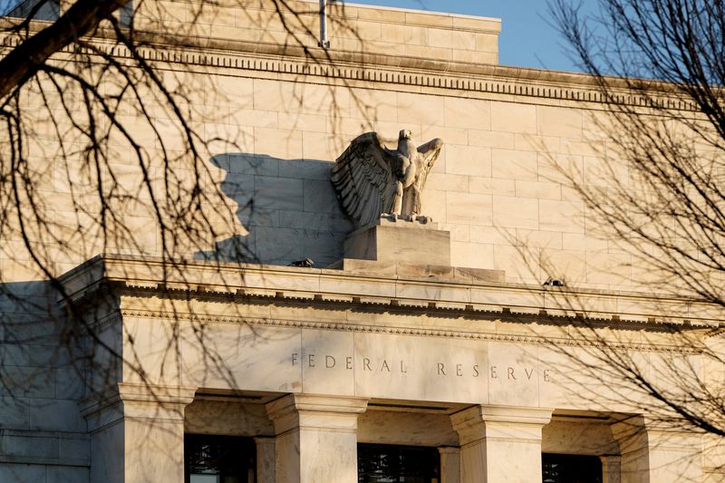 &copy; Reuters. FILE PHOTO: The Federal Reserve building is seen in Washington, U.S., January 26, 2022.      REUTERS/Joshua Roberts