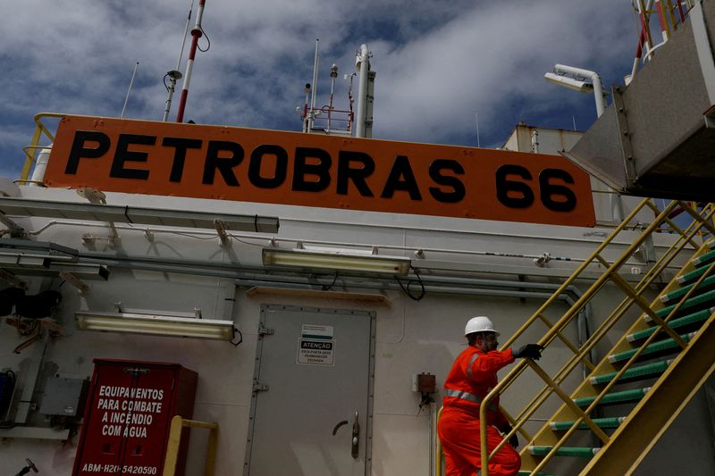 &copy; Reuters. Plataforma da Petrobras
5/09/2018
REUTERS/Pilar Olivares